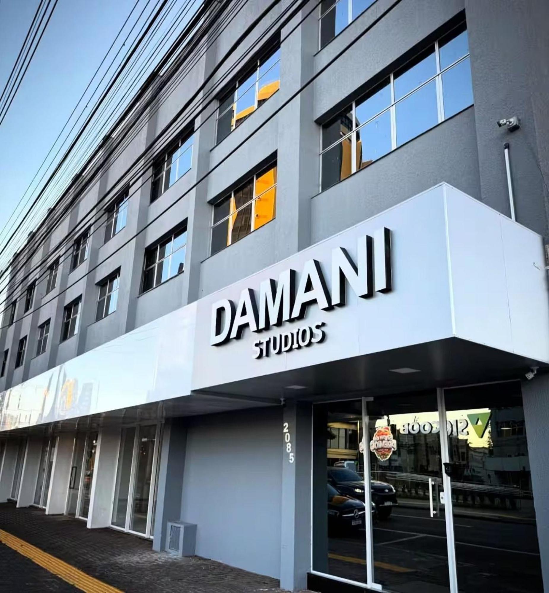 Damani *
